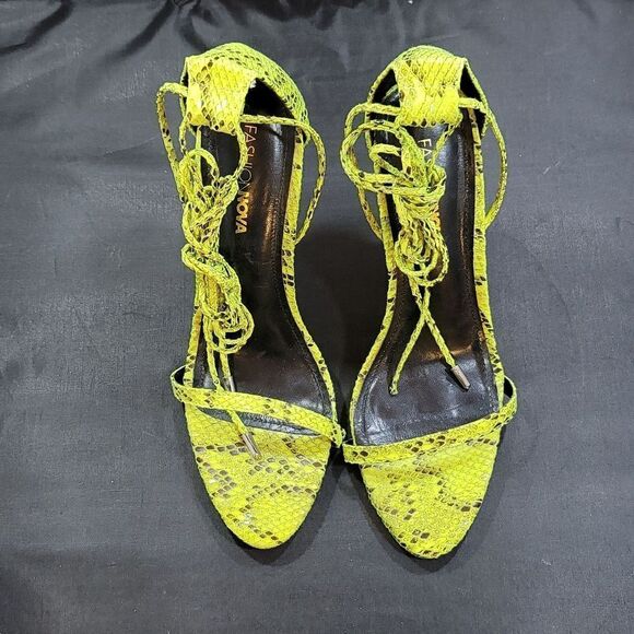 FASHION NOVA SNAKE PRINT LACE UP HIGH HEELS SANDAL - Picture 2 of 16